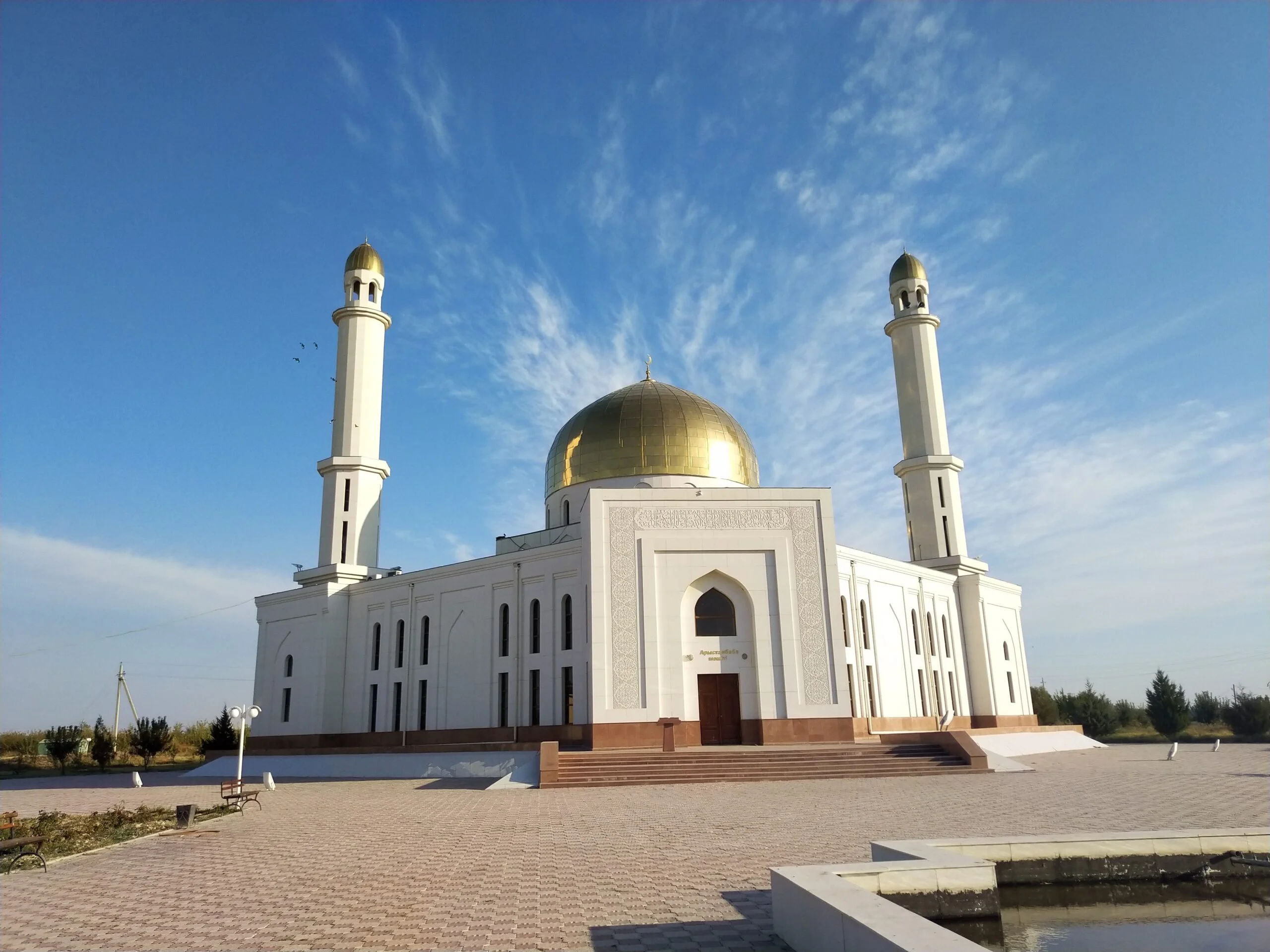 Travel Guide Turkistan